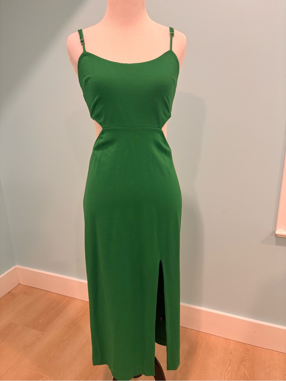 h:ours Kelly Green Cutout Maxi Dress with Front Slit
